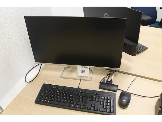 Monitor hp m24 f met toetsenbord, hub en muis. - afbeelding 1 van  2