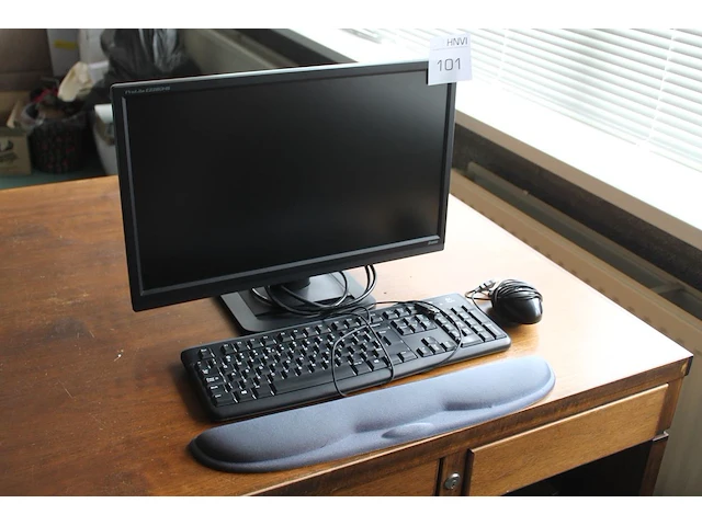 Monitor iiyama pro lite e2280hs 22 inch met toetsenbord, muis en armsteun. - afbeelding 1 van  2