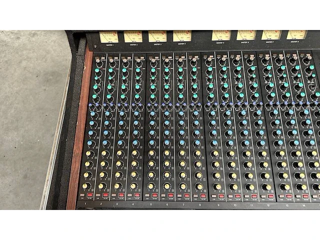 Monitor mixer 16ch yamaha, 1608m - afbeelding 2 van  7