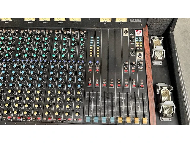 Monitor mixer 16ch yamaha, 1608m - afbeelding 3 van  7