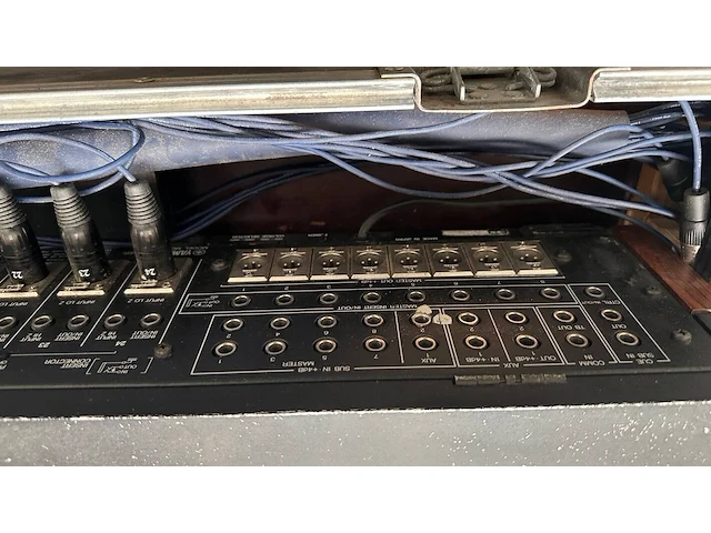 Monitor mixer 24ch yamaha, 2408m - afbeelding 8 van  11