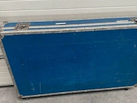 Monitor mixer 32ch 8 aux yamaha, mc3210m - afbeelding 2 van  10