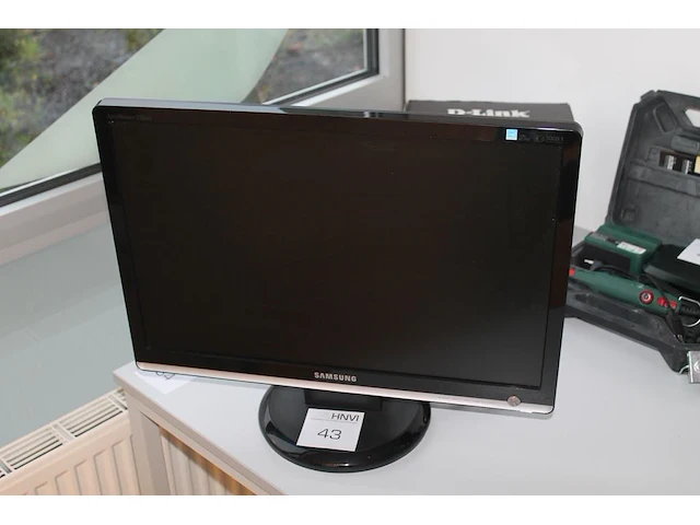 Monitor samsung 226bw 22 inch. - afbeelding 1 van  2