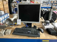 Monitor + toetsenbord - afbeelding 1 van  3