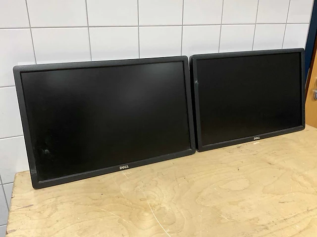 Monitoren - dell - p2213t (2x) - afbeelding 1 van  7