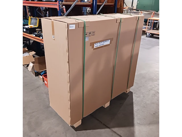 Mono block warmtepomp suntree, kp120 15kw met 70 liter buffer tank , grijs, ca.2023 - afbeelding 2 van  2