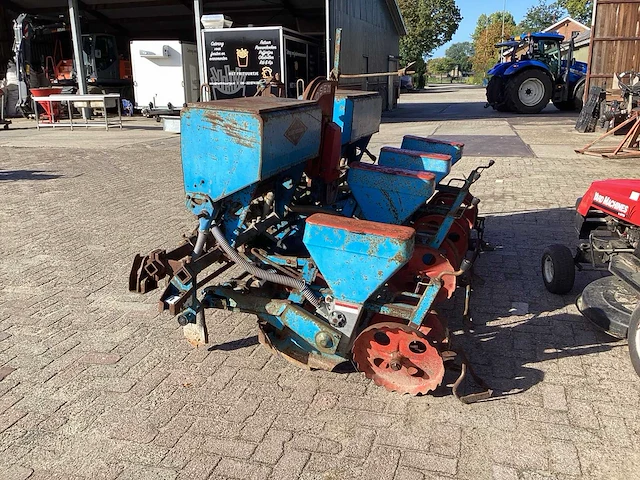 Monosem pnu zaaimachine - afbeelding 8 van  12