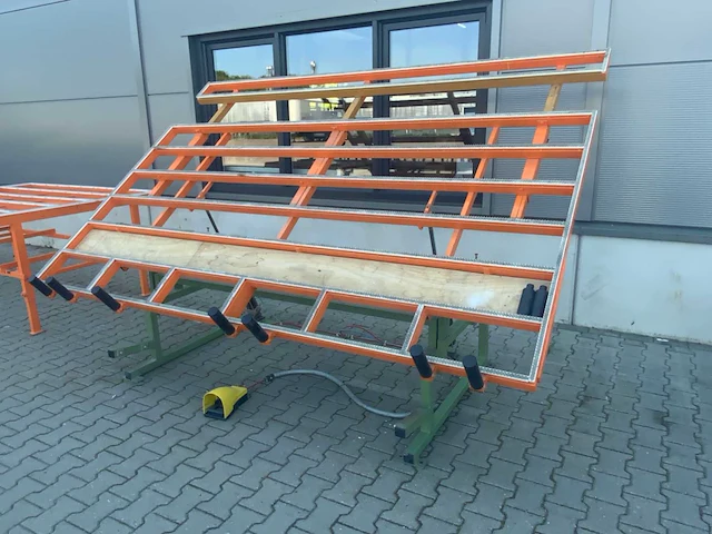 Montage kiep werktafel 300cm. - afbeelding 1 van  15
