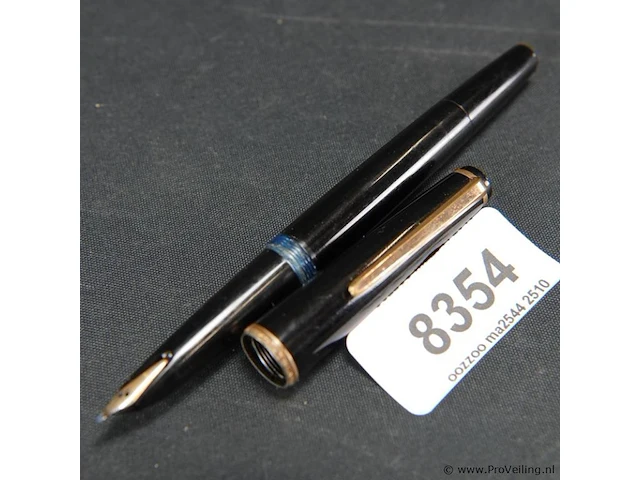 Montblanc 32 vintage fountain - afbeelding 1 van  3