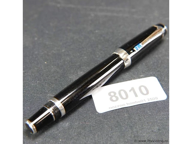 Montblanc bohème blue sapphire rollerball met blauwe steen - afbeelding 2 van  5