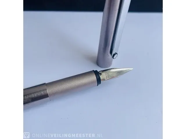 Montblanc slimline vulpen zeldzaam - new old stock - afbeelding 2 van  6