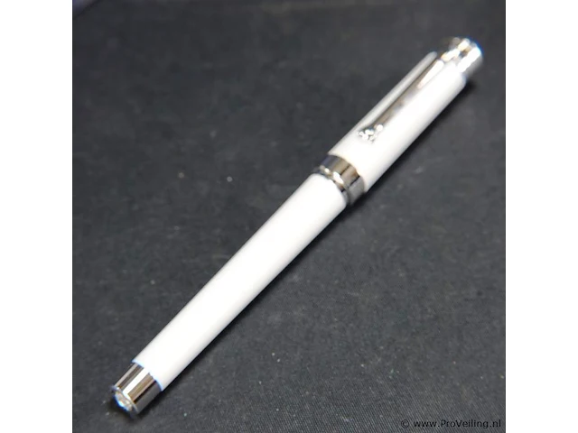 Montegrappa parola white fountain pen f iswotzaw - afbeelding 3 van  5
