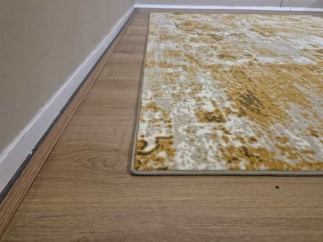Montel - bellows - vloerkleed - carpet - nieuw - afbeelding 5 van  9