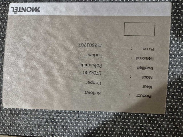 Montel - bellows - vloerkleed - carpet - nieuw - afbeelding 8 van  9