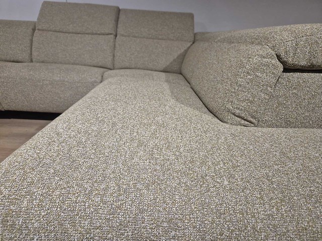 Montel - moved - showroommodel - hoekbank - afbeelding 2 van  12