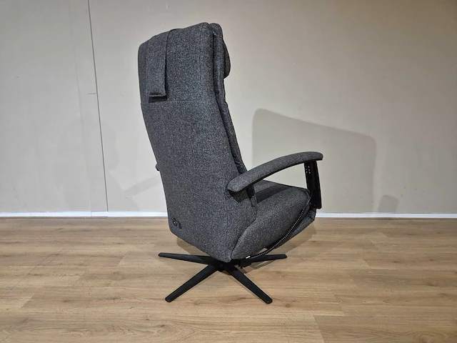 Montel - riley - relaxfauteuil - showroommodel - afbeelding 6 van  17