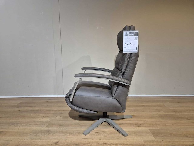 Montel - riley - relaxfauteuil - showroommodel - afbeelding 11 van  12