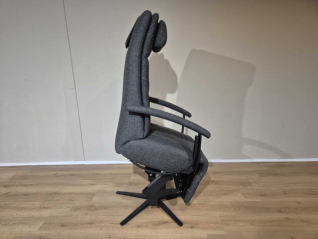 Montel - riley - relaxfauteuil - verwarming - sta op stoel - showroommodel - afbeelding 3 van  15