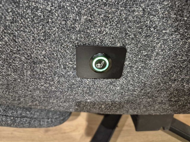 Montel - riley - relaxfauteuil - verwarming - sta op stoel - showroommodel - afbeelding 5 van  15