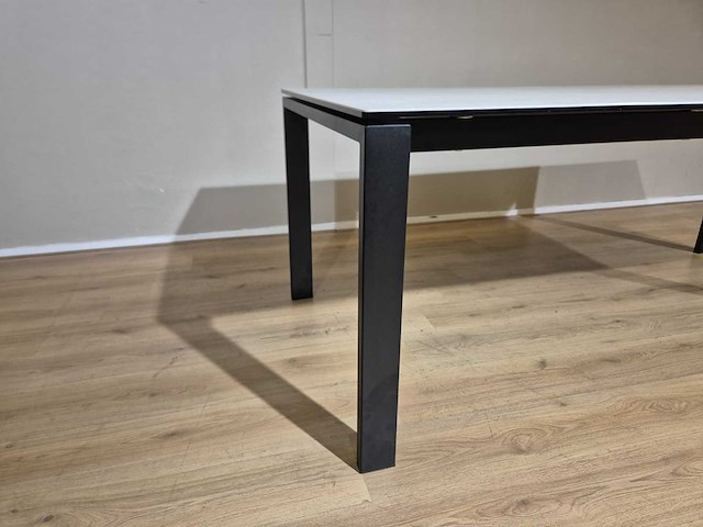 Montel - seven - eettafel - nieuw - afbeelding 10 van  11