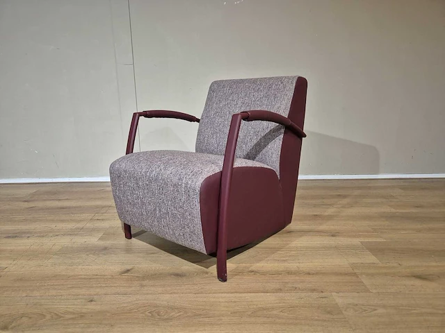 Montel - sue - fauteuil - showroommodel - afbeelding 1 van  9
