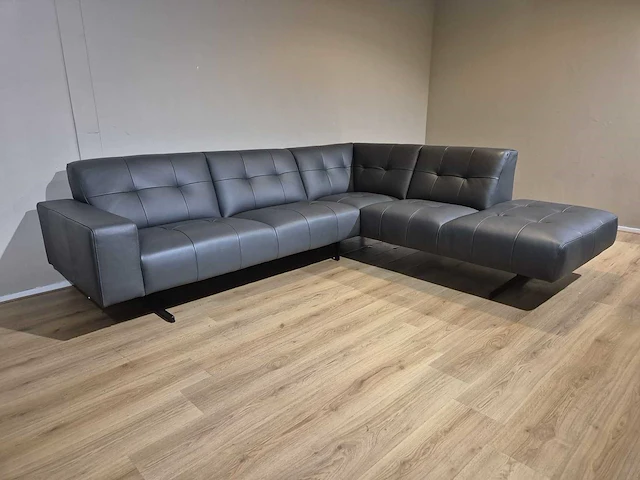 Montel - traffic - hoekbank - showroommodel - afbeelding 2 van  11