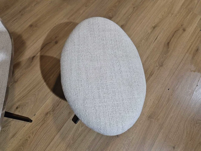 Montel - yani - draaifauteuil - showroommodel - afbeelding 4 van  13