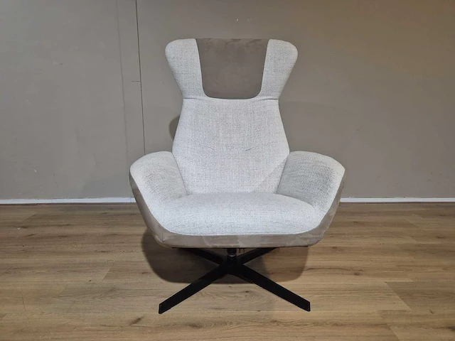 Montel - yani - draaifauteuil - showroommodel - afbeelding 7 van  13