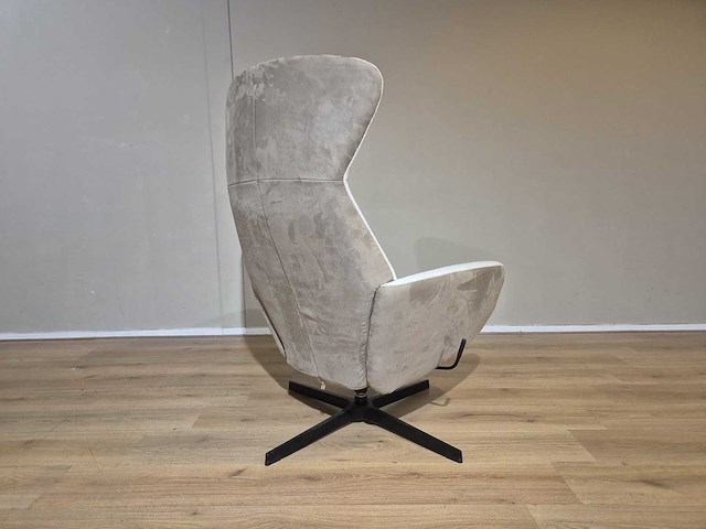 Montel - yani - relaxfauteuil + hocker - showroommodel - afbeelding 2 van  13