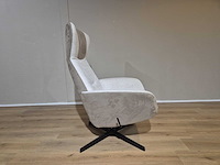 Montel - yani - relaxfauteuil + hocker - showroommodel - afbeelding 3 van  13