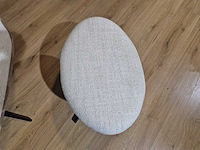 Montel - yani - relaxfauteuil + hocker - showroommodel - afbeelding 8 van  13