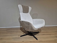Montel - yani - relaxfauteuil + hocker - showroommodel - afbeelding 10 van  13