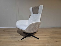 Montel - yani - relaxfauteuil + hocker - showroommodel - afbeelding 12 van  13