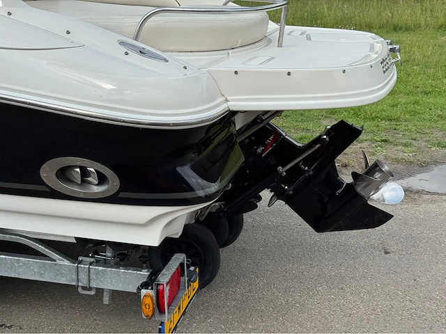 Monterey 228ss bowrider v8 open uitlaat speedboot - afbeelding 17 van  41