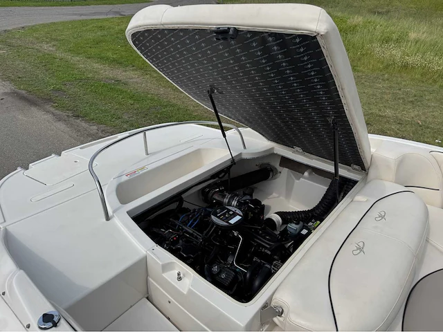 Monterey 228ss bowrider v8 open uitlaat speedboot - afbeelding 26 van  41