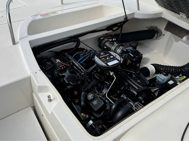 Monterey 228ss bowrider v8 open uitlaat speedboot - afbeelding 27 van  41