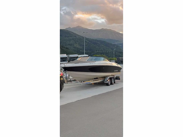 Monterey 228ss bowrider v8 open uitlaat speedboot - afbeelding 36 van  41