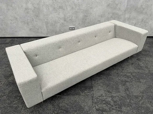 Moooi bottoni - design driezitsbank - grijs - marcel wanders - afbeelding 10 van  17