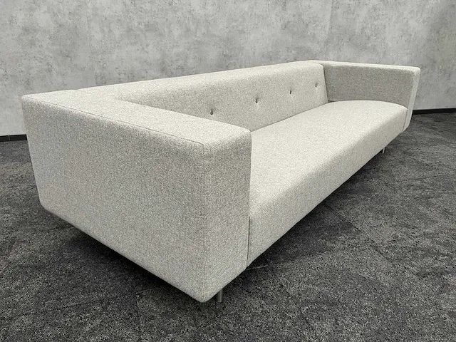 Moooi bottoni - design driezitsbank - grijs - marcel wanders - afbeelding 13 van  17