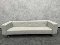 Moooi bottoni - design driezitsbank - grijs - marcel wanders - afbeelding 15 van  17