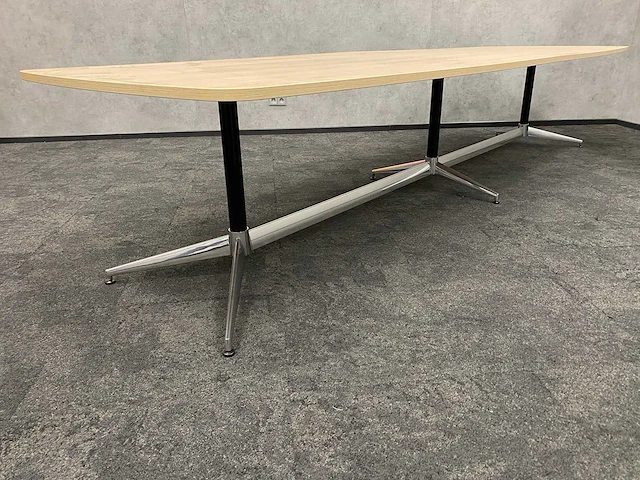 Moooi vip - 8 persoons design conferentieset 370x120 - afbeelding 21 van  27