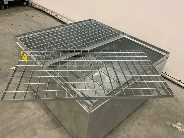 Mop-101 - gegalvaniseerde lekbak 1050l - afbeelding 9 van  11