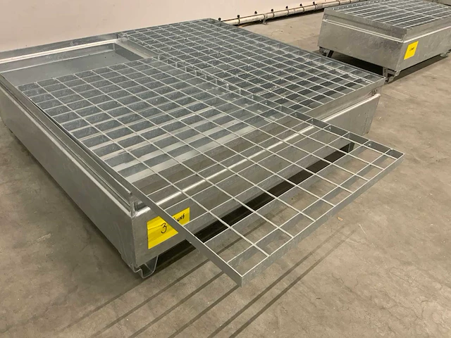 Mop-102 - gegalvaniseerde lekbak 440l (2x) - afbeelding 8 van  10