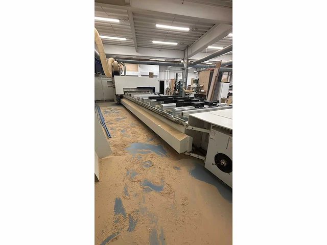 Morbidelli - 2019 - m100 - 5-assige balkbewerkingsmachine - afbeelding 13 van  19