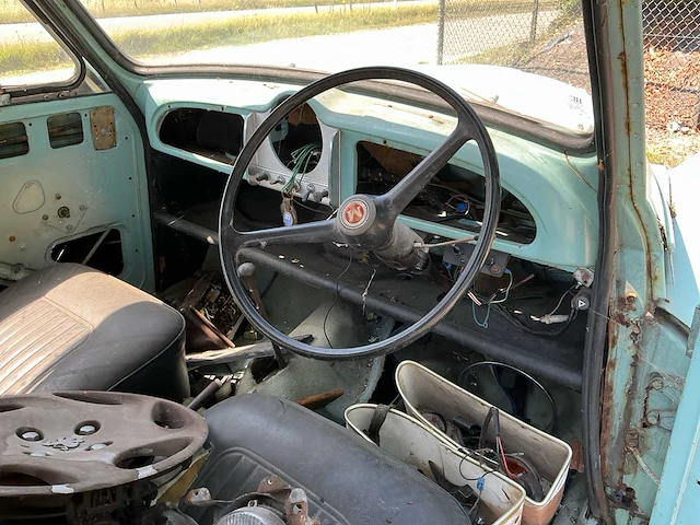 Moris minor 1000 traveller oldtimer - afbeelding 18 van  48