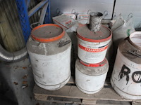 Mortels en voegzand op zes pallets. - afbeelding 7 van  7