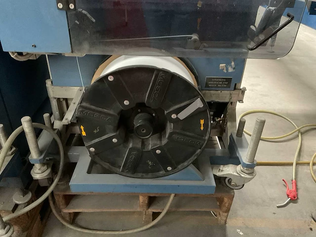 Mosca ro-tri-3 omsnoeringsmachine - afbeelding 7 van  10