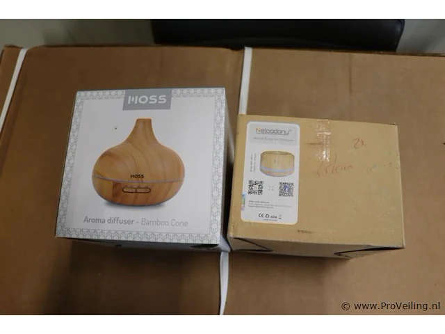 Moss aroma difuser - bamboo cone - 2 stuks - afbeelding 1 van  4
