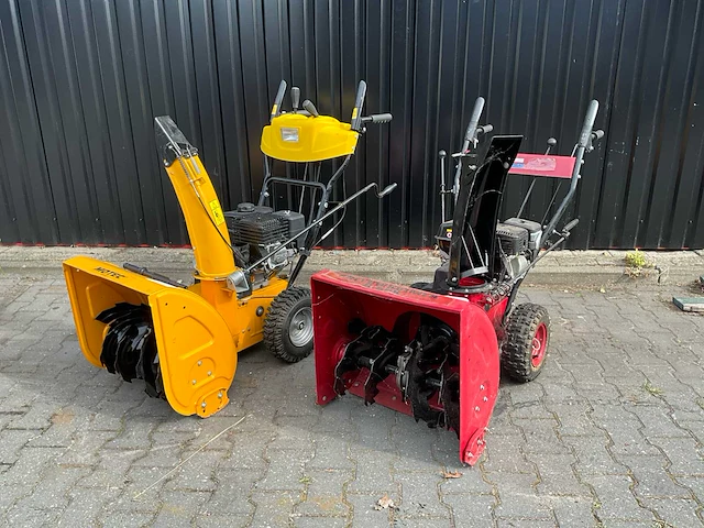 Motec / novid sneeuwruimers (2x) - afbeelding 1 van  19