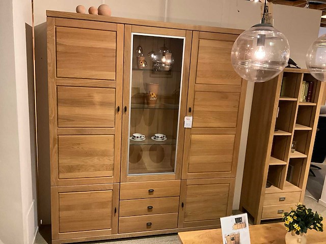 Motimar eiken vitrinekast - afbeelding 1 van  10